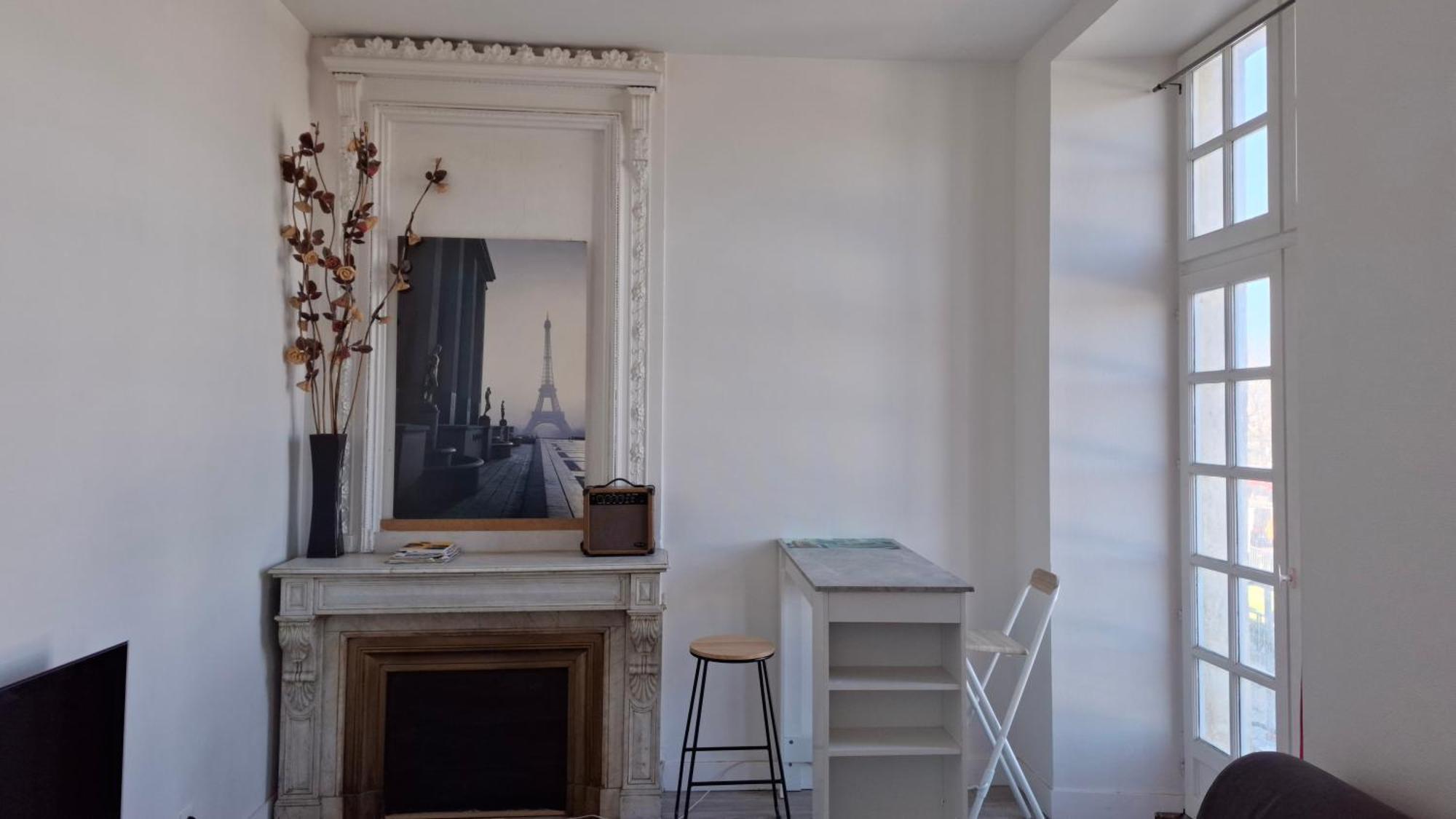 Superbe Logement Haussmannien Lumineux Bordeaux Centre Luaran gambar