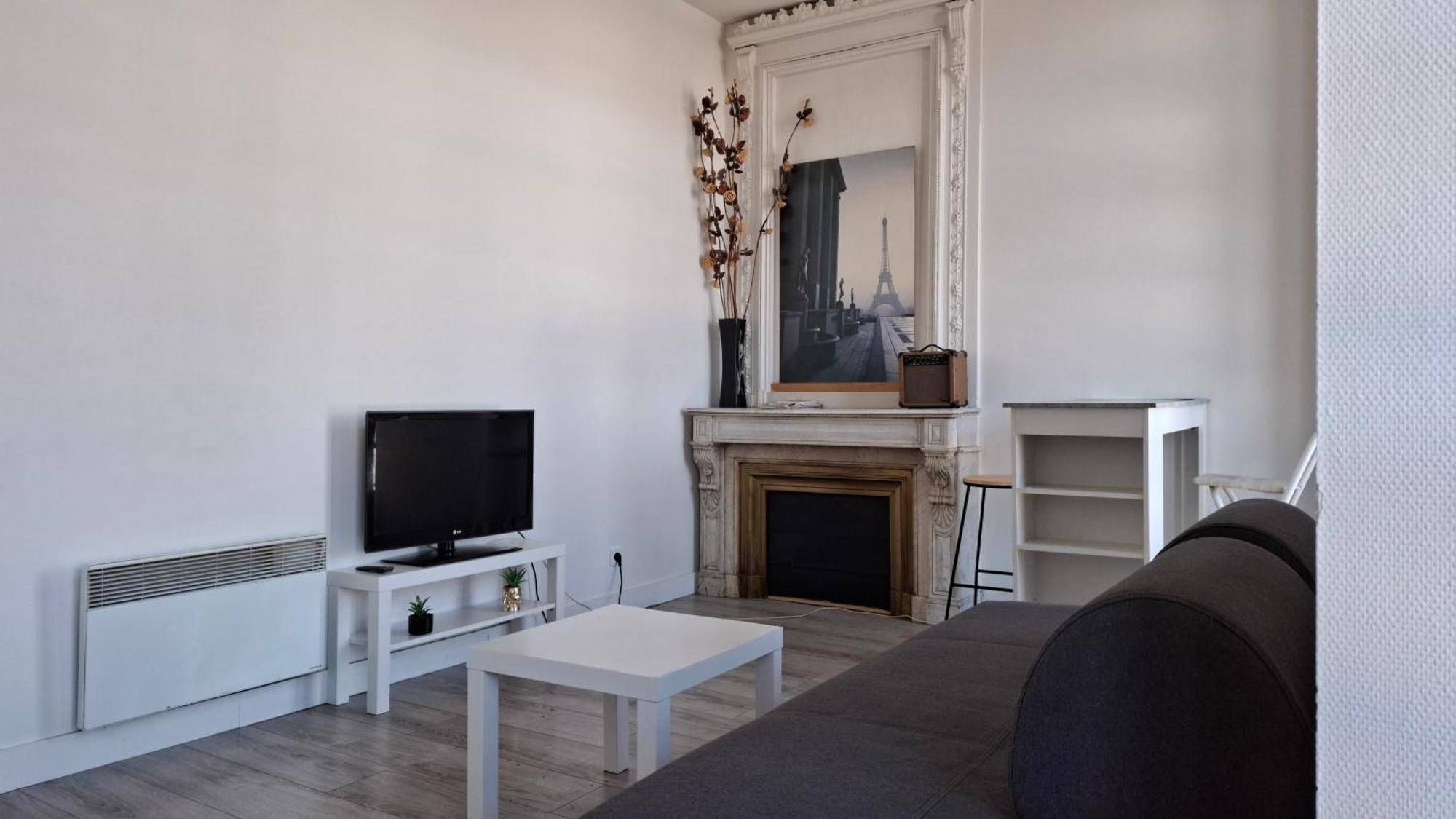 Superbe Logement Haussmannien Lumineux Bordeaux Centre Luaran gambar